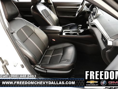 Used 2024 Nissan Altima 2.5 SR FWD image 16