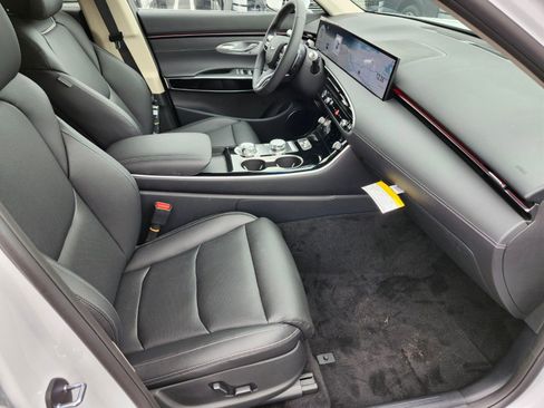 New 2026 Genesis GV70 2.5T AWD/4WD image 11