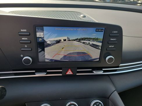 New 2026 Hyundai Elantra SE image 24