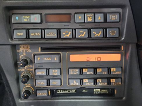 Used 1991 Chevrolet Corvette Coupe RWD image 16
