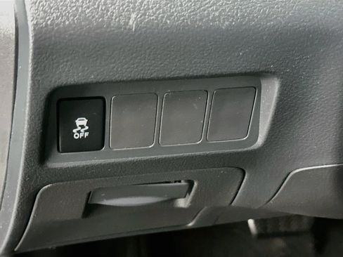 Used 2009 Toyota Matrix XRS w/ All Weather Guard Pkg FWD image 17