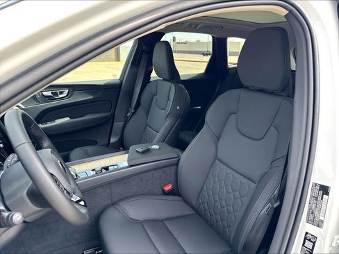 New 2026 Volvo XC60 B5 Core w/ Climate Package AWD/4WD image 11