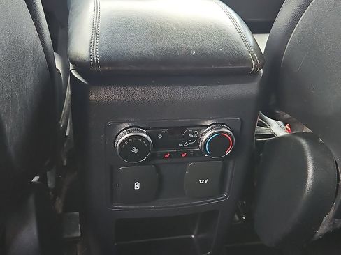 Used 2020 Ford Explorer XLT w/ Equipment Group 202A AWD/4WD image 20