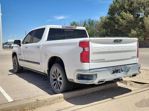 Used 2020 Chevrolet Silverado 1500 LT w/ Texas Edition image 2