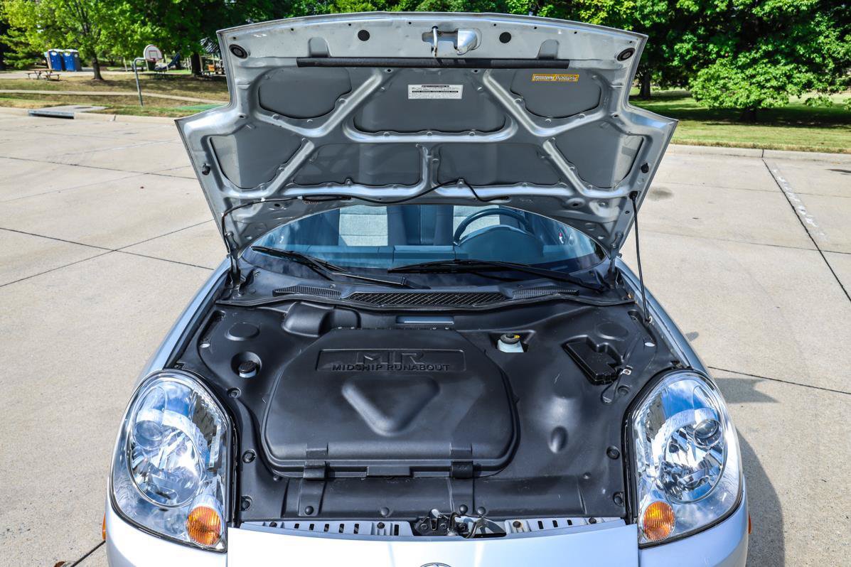 Used 2003 Toyota MR2 w/ Preferred Accessory Pkg RWD image 14