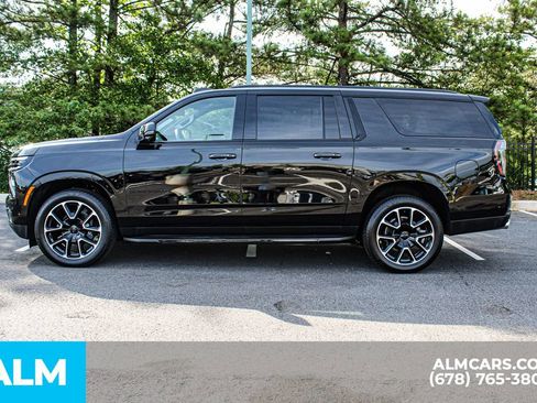 Used 2026 Chevrolet Suburban RST w/ Comfort Package AWD/4WD image 7