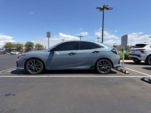 Used 2019 Honda Civic Sport image 9