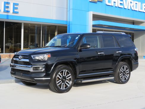 Used 2021 Toyota 4Runner Limited image 1