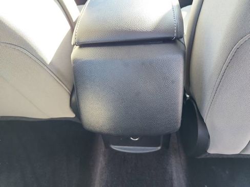 Used 2017 Ford Fusion S image 31