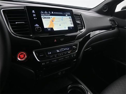 Used 2021 Honda Passport Touring image 11