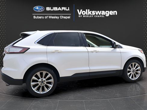 Used 2017 Ford Edge Titanium w/ Equipment Group 301A FWD image 9
