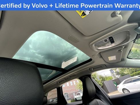 Certified 2023 Volvo XC60 B5 Plus w/ Protection Package Premier image 21