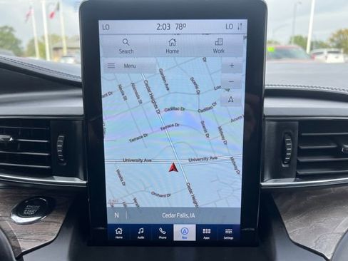 Used 2020 Ford Explorer Platinum w/ Premium Technology Package image 31