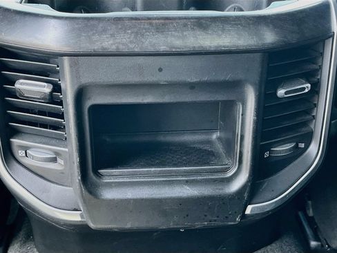 Used 2023 RAM 1500 Big Horn AWD/4WD image 24
