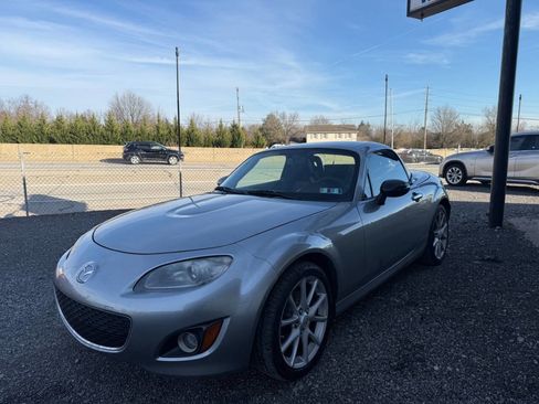 Used 2011 MAZDA MX-5 Miata Grand Touring image 6