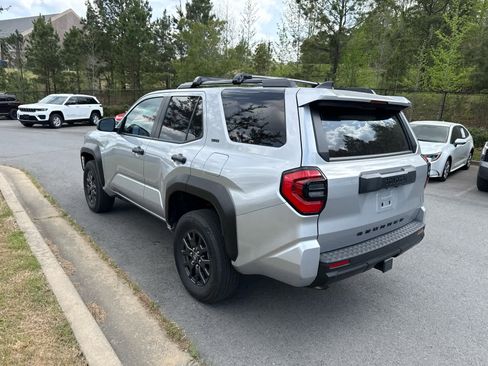 Used 2025 Toyota 4Runner SR5 image 3