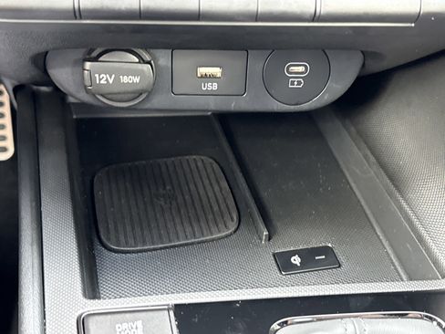 Certified 2025 Hyundai Elantra Sport image 25