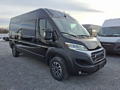 New 2025 RAM ProMaster 2500 w/ Quick Order Package 22H SLT+
