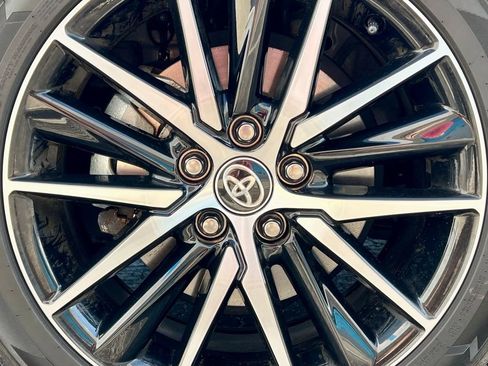 Used 2023 Toyota Camry SE image 13