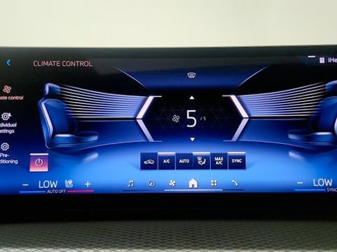 Used 2026 BMW 330i Sedan RWD image 67