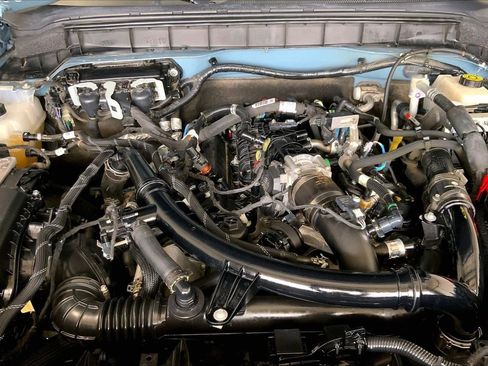 Used 2023 Ford Bronco Badlands w/ Sasquatch Package image 9