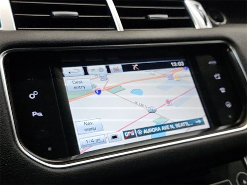 Used 2016 Land Rover Range Rover Sport HSE image 28