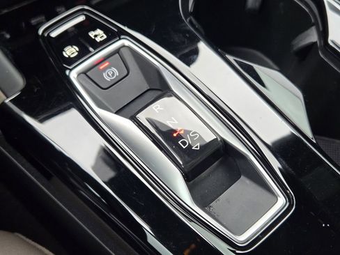 Certified 2025 Audi Q5 Premium Plus w/ Premium Plus image 24