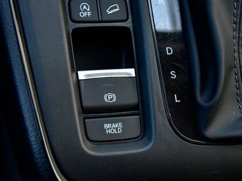 Used 2024 Honda CR-V LX image 25