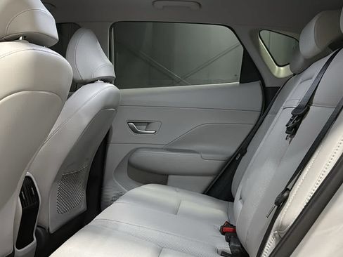 Used 2024 Hyundai Kona Limited AWD/4WD image 20