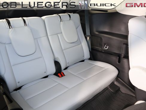 Used 2025 Ford Explorer Platinum w/ Ultimate Package AWD/4WD image 17