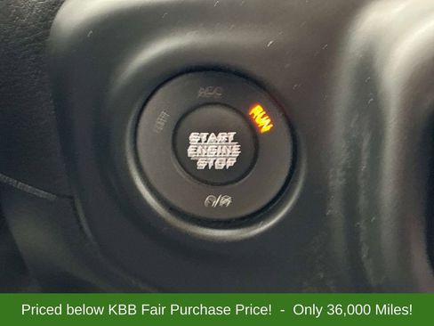 Used 2021 Jeep Gladiator Sport image 24