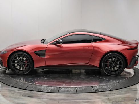 Used 2019 Aston Martin V8 Vantage Coupe RWD image 9