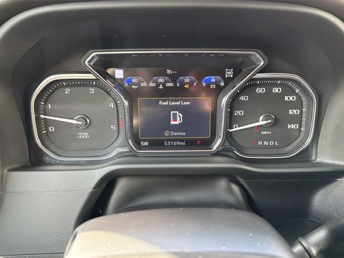 Used 2023 GMC Sierra 3500 Denali image 17