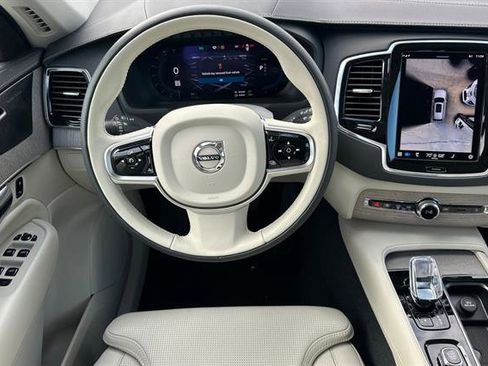 Certified 2025 Volvo XC90 T8 Ultra w/ Protection Package Premier image 15