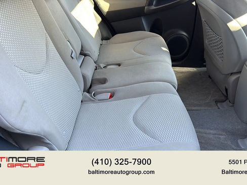 Used 2011 Toyota RAV4 4WD image 22