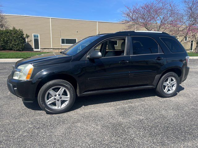Used 2005 Chevrolet Equinox LT w/ Preferred Equipment Group FWD image 3