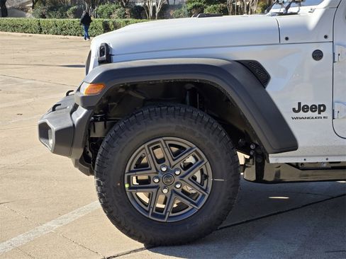 New 2026 Jeep Wrangler Unlimited Sport image 9