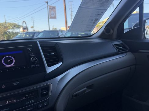 Used 2019 Honda Pilot LX image 40
