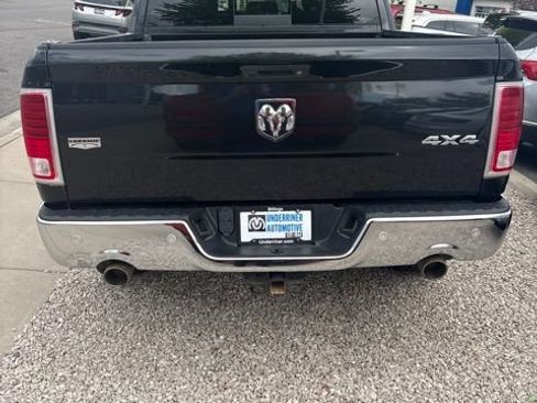 Used 2017 RAM 1500 Laramie w/ Convenience Group AWD/4WD image 6