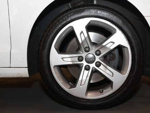 Used 2018 Audi A3 2.0T Premium w/ Convenience Package image 27