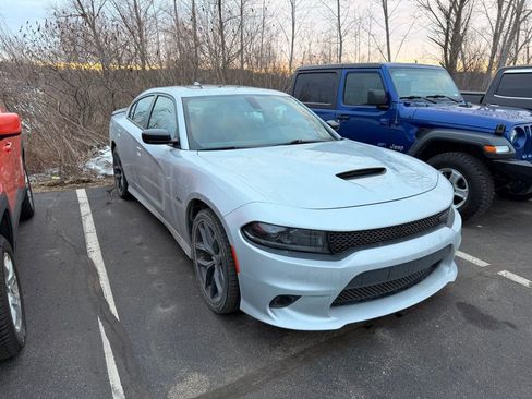 Used 2023 Dodge Charger R/T w/ Plus Group image 3