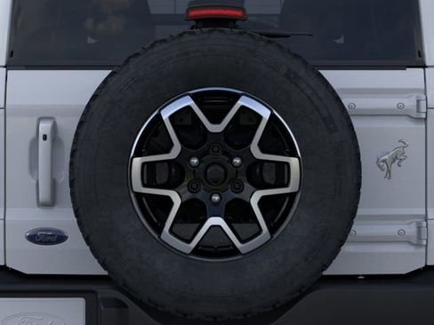 New 2025 Ford Bronco Outer Banks AWD/4WD image 24