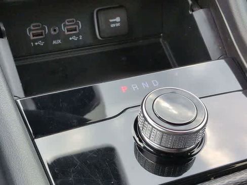 Used 2024 Jeep Grand Cherokee L Laredo image 30