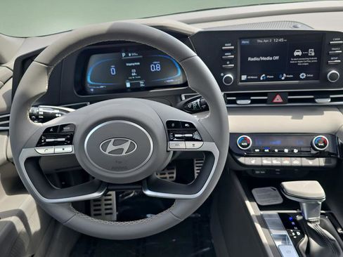 New 2026 Hyundai Elantra SEL Sport Premium FWD image 26