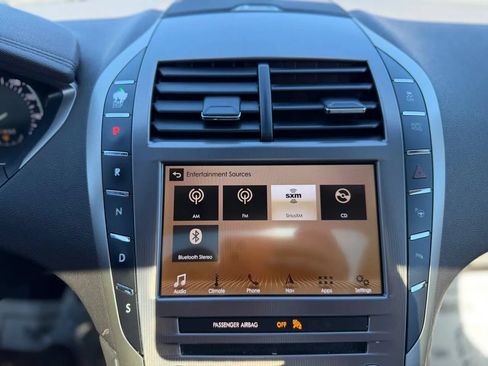 Used 2019 Lincoln MKZ Reserve FWD image 48