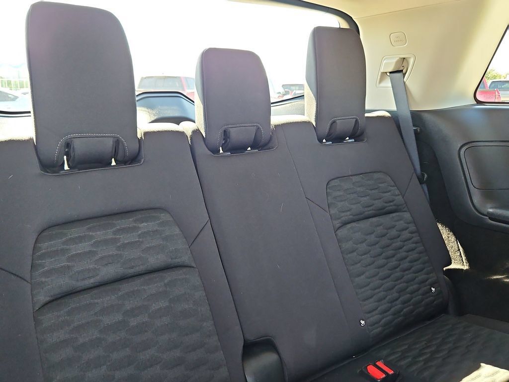 Used 2022 Nissan Pathfinder SV FWD image 26