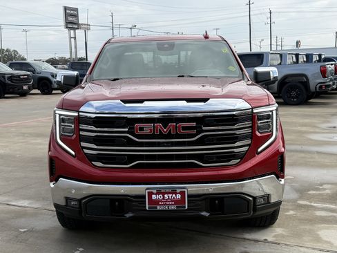 Used 2024 GMC Sierra 1500 SLT w/ SLT Premium Plus Package image 7