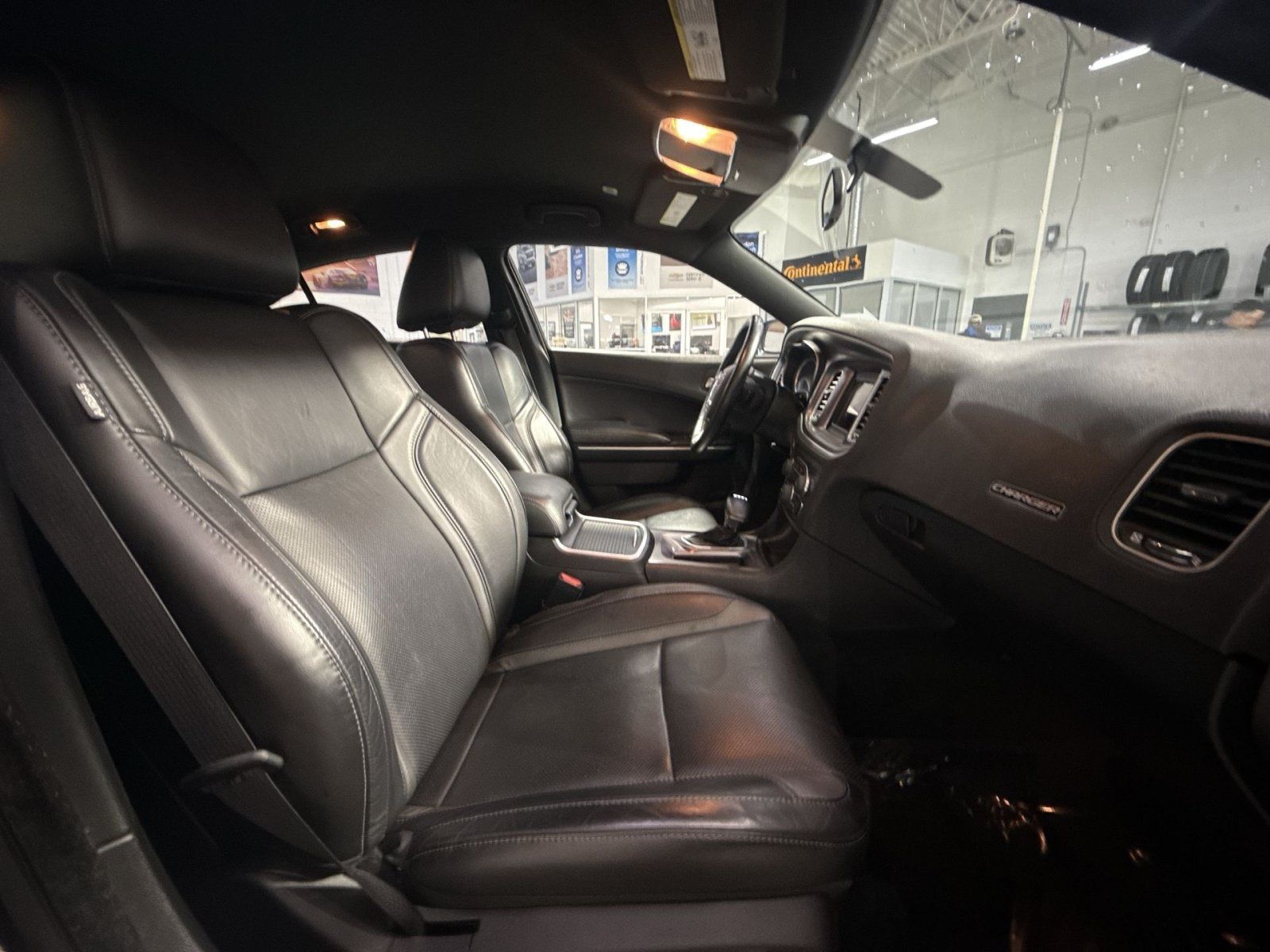 Used 2021 Dodge Charger SXT w/ Leather Interior Group RWD image 27