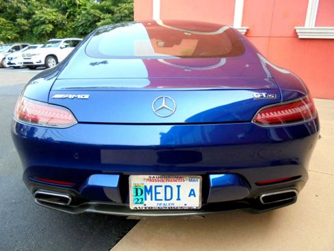 Used 2018 Mercedes-Benz AMG GT S image 26