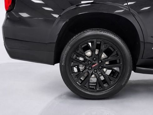 Used 2021 GMC Yukon Denali AWD/4WD image 10